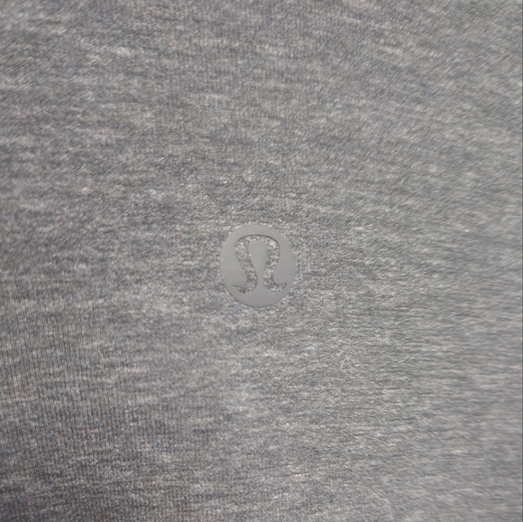 Lululemon Oversized, side tie light weight top - Picture 4 of 5